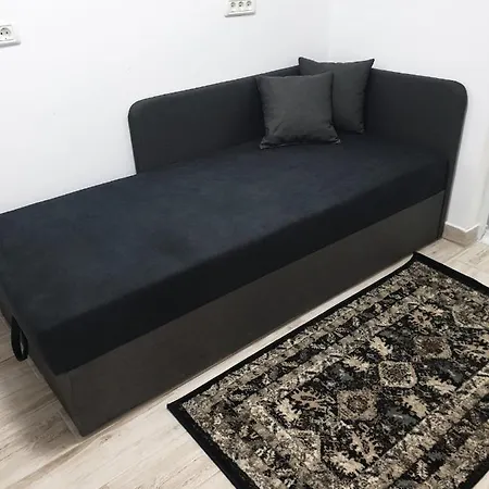 Lucky Astra 1 Apartmán *