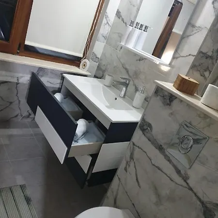 Lucky Astra 1 Brașov