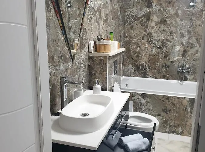 Lucky Astra 1 Апартаменты *